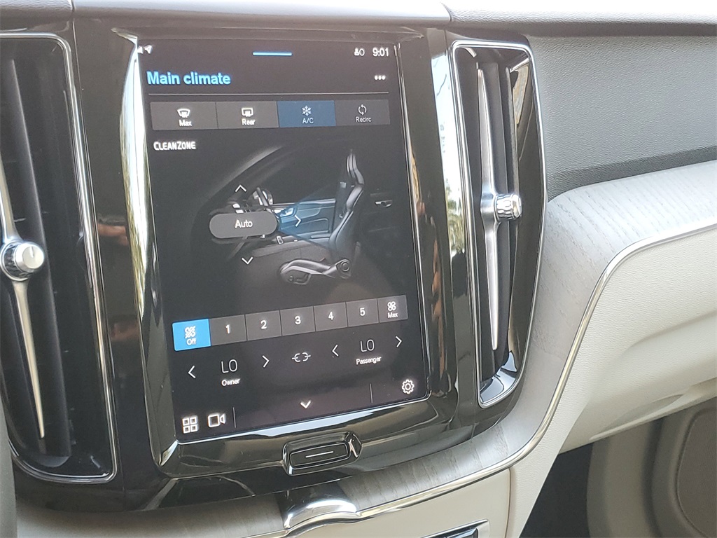 used 2023 Volvo XC60 car, priced at $31,795