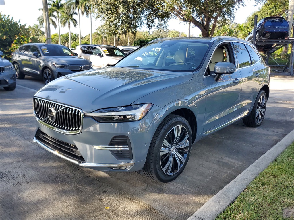 used 2023 Volvo XC60 car, priced at $31,795
