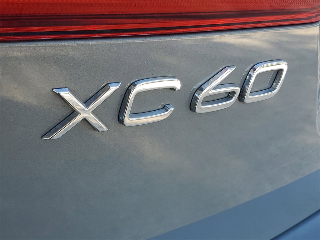 used 2023 Volvo XC60 car, priced at $31,795