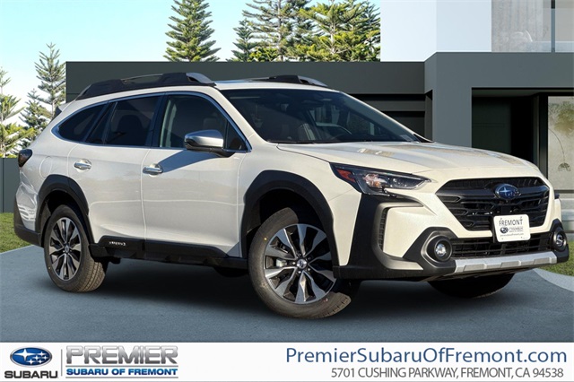 2025 Subaru Outback Touring's photo