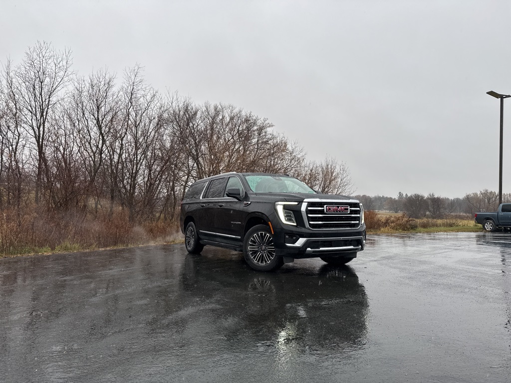 Used 2025 GMC Yukon XL Elevation SUVs