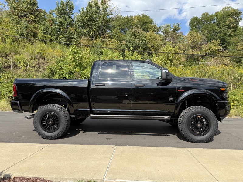 2025 Ram 2500 Big Horn photo 7