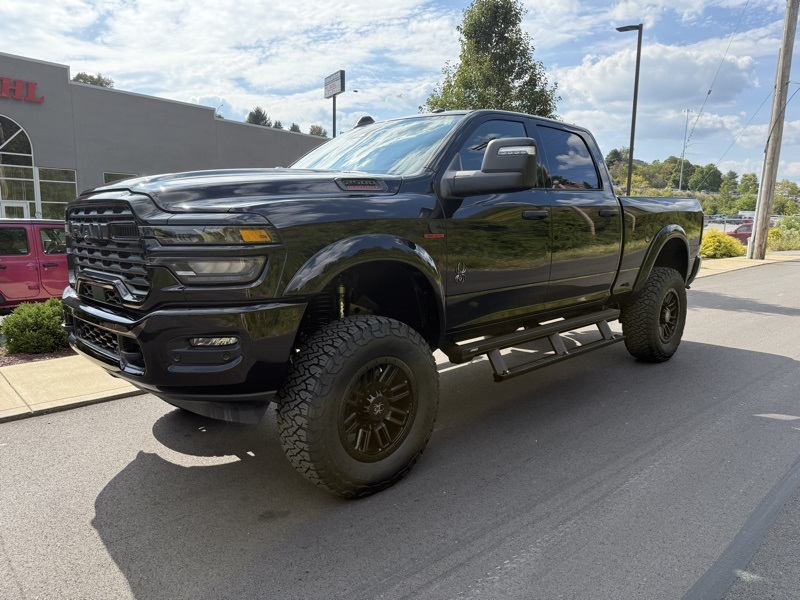 2025 Ram 2500 Big Horn photo 2