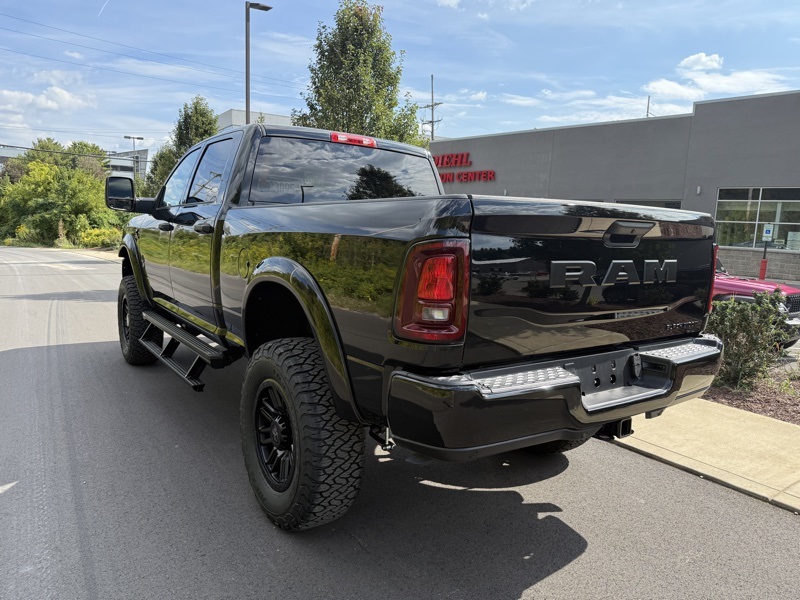 2025 Ram 2500 Big Horn photo 4