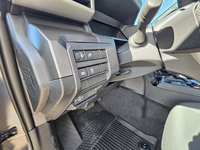 2025 Toyota Tacoma TRD Off-Road Double Cab photo 10