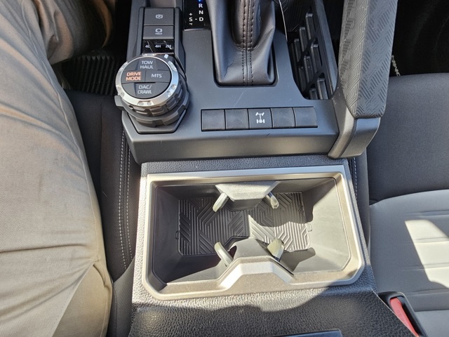 2025 Toyota Tacoma TRD Off-Road Double Cab photo 11