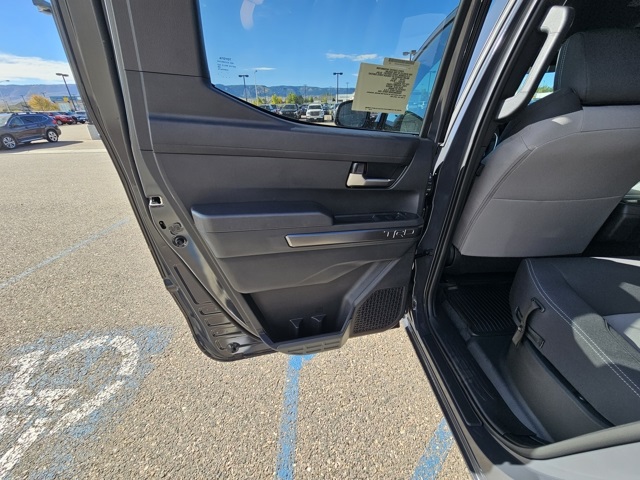 2025 Toyota Tacoma TRD Off-Road Double Cab photo 16