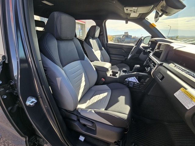 2025 Toyota Tacoma TRD Off-Road Double Cab photo 21