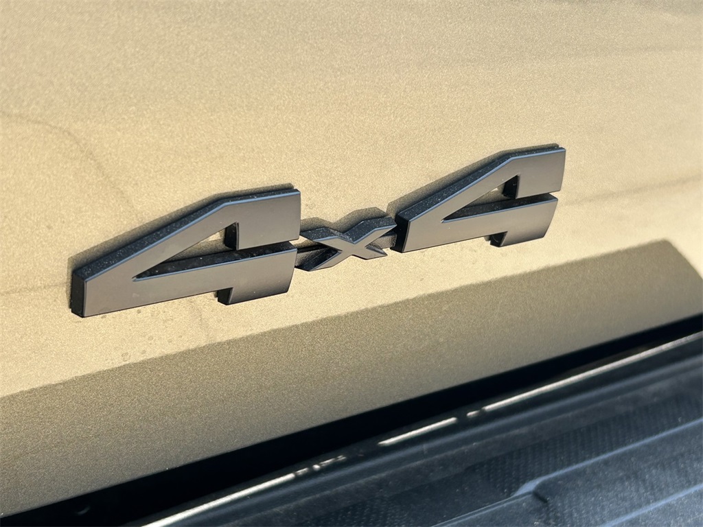 2025 Toyota Tacoma TRD Sport Double Cab photo 11