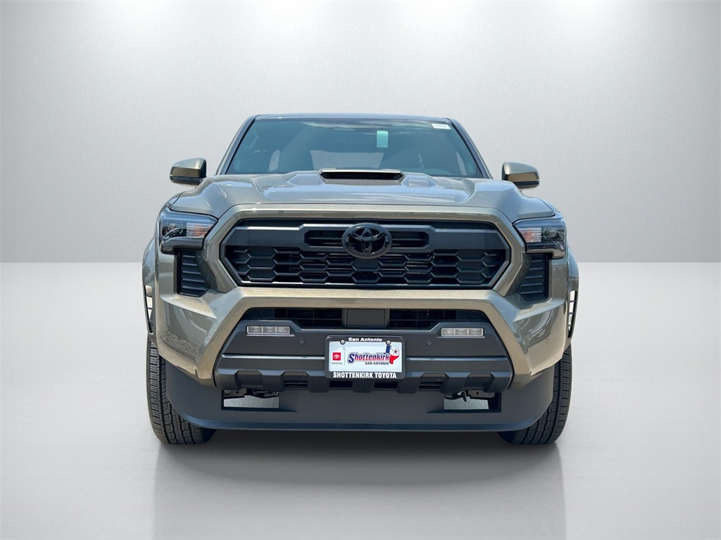 2025 Toyota Tacoma TRD Sport Double Cab photo 2
