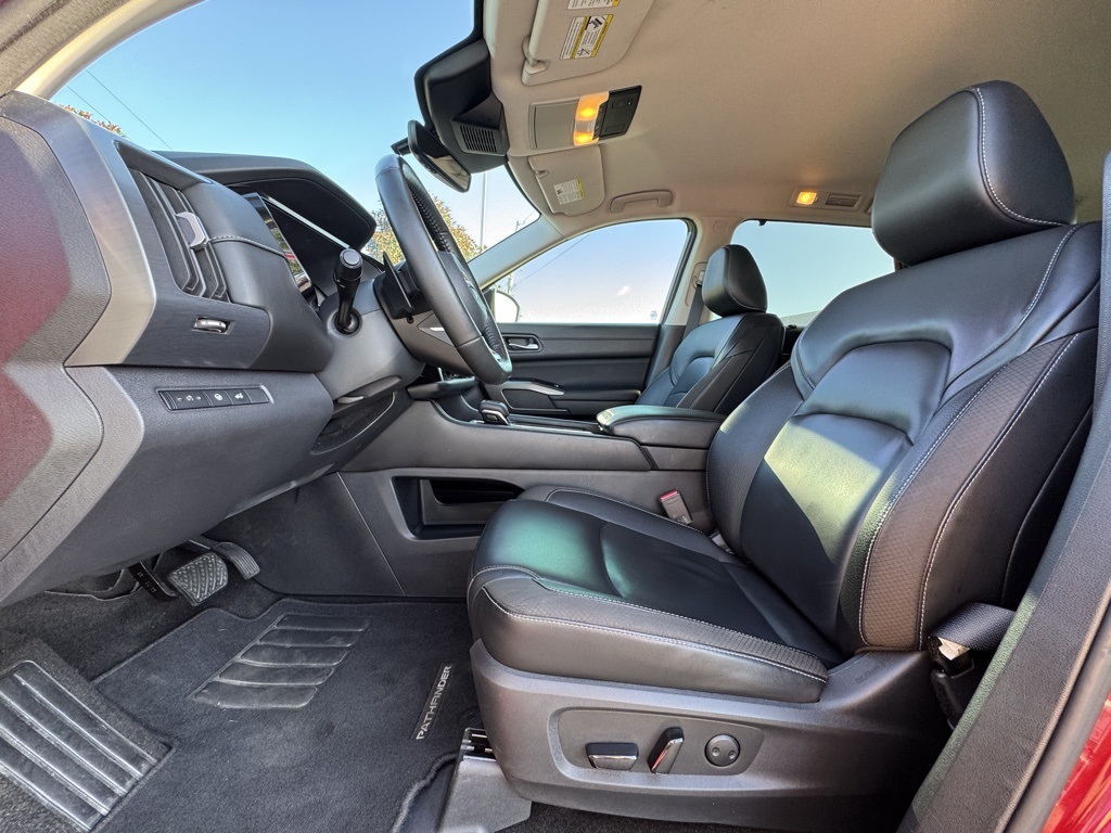 Used 2023 Nissan Pathfinder Sport Utility