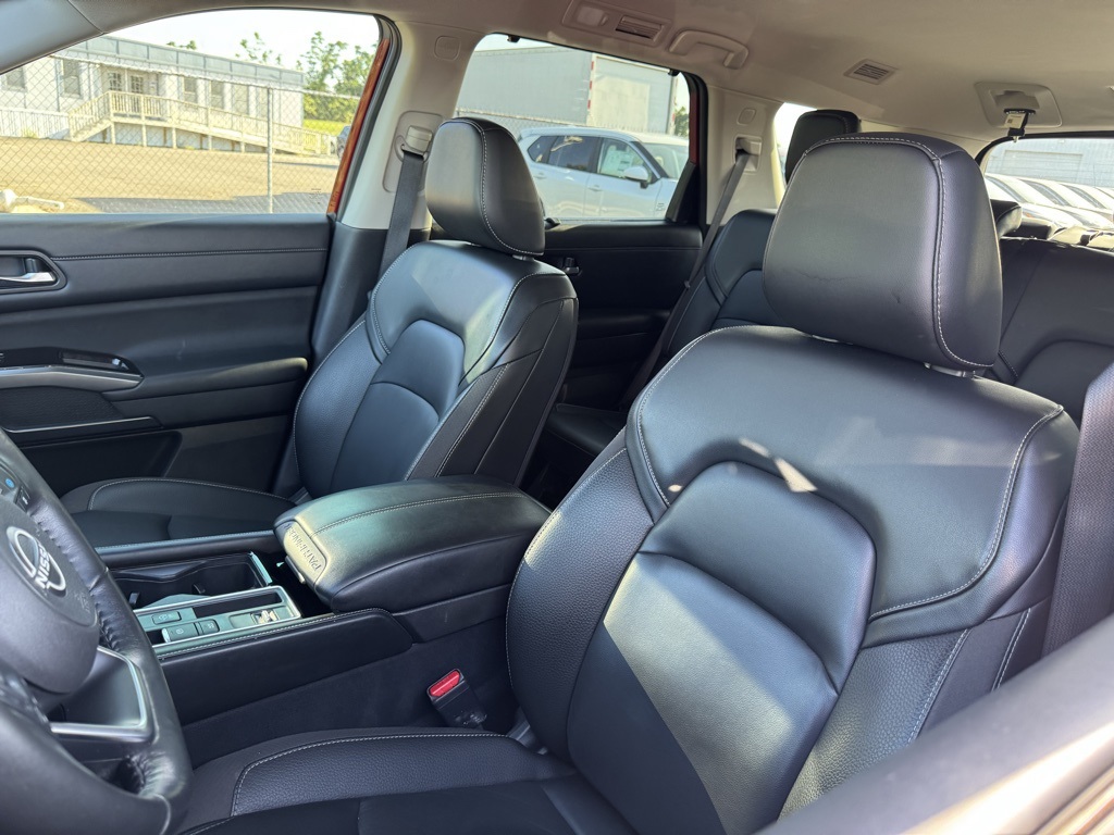 Used 2023 Nissan Pathfinder Sport Utility