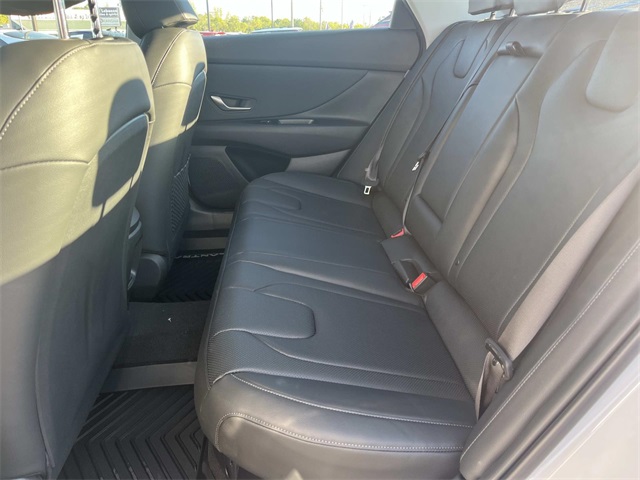 new 2025 Hyundai Elantra Hybrid car, priced at $28,210