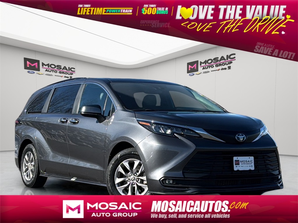 Used 2025 Toyota Sienna XLE Vans