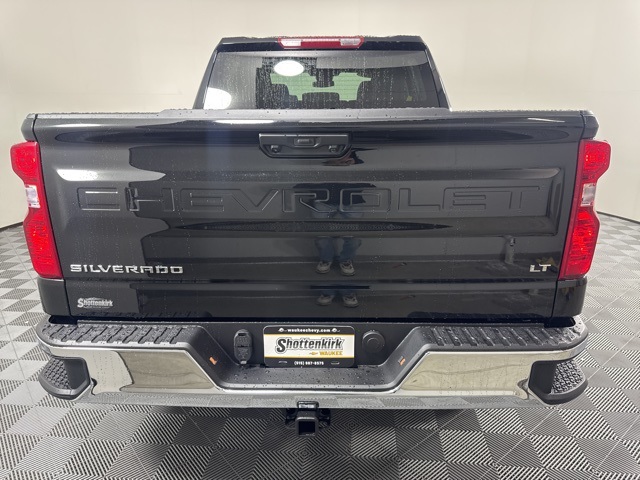 2026 Chevrolet Silverado 1500 LT photo 3