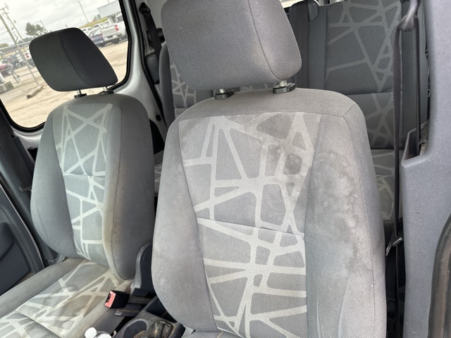 2010 Ford Transit Connect XLT photo 13