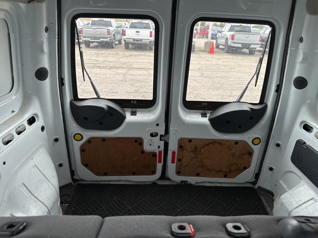 2010 Ford Transit Connect XLT photo 16