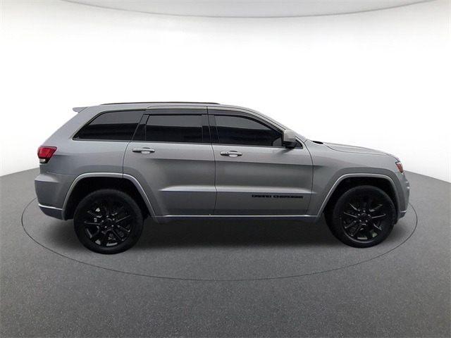 used 2018 Jeep Grand Cherokee car, priced at $16,711