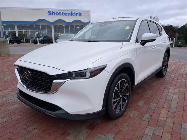 2023 Mazda CX-5 S Premium package's photo