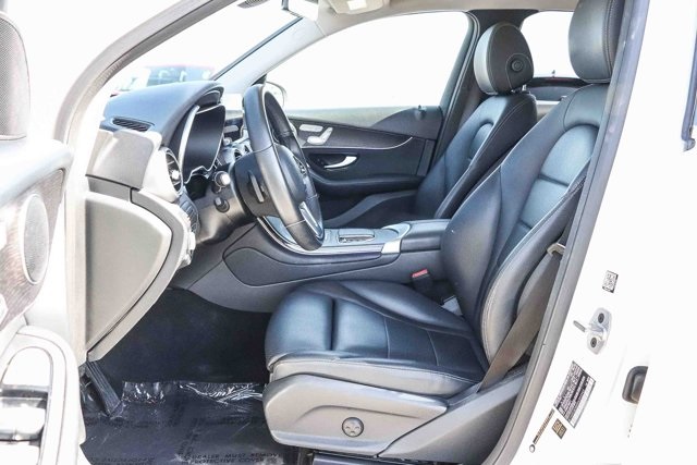 used 2022 Mercedes-Benz GLC car, priced at $22,592