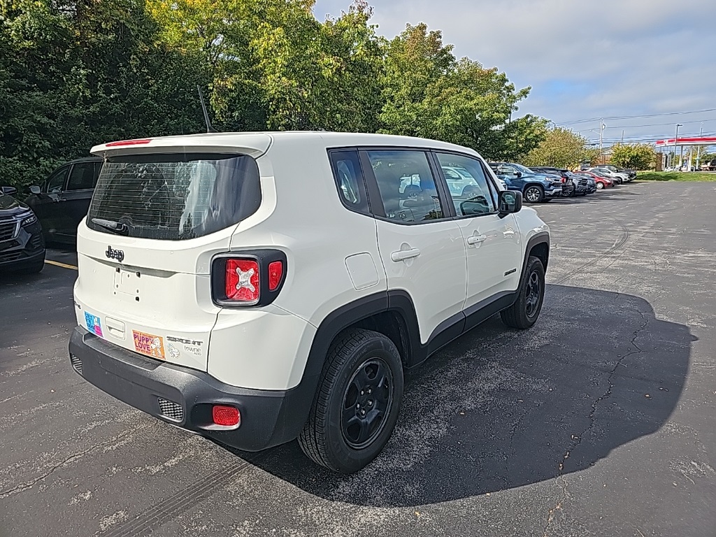 2019 Jeep Renegade Sport photo 3