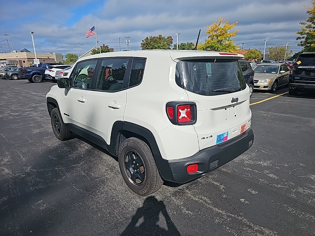 2019 Jeep Renegade Sport photo 4