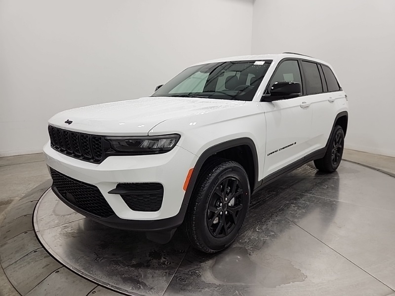 2025 Jeep Grand Cherokee Altitude X photo 3