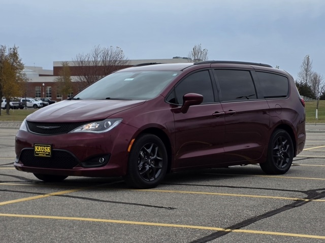 2018 Chrysler Pacifica Touring Plus
