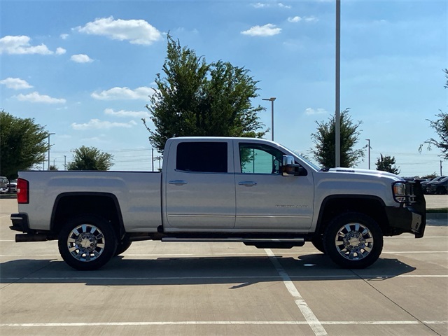 2019 Gmc Sierra 2500 HD Denali photo 10