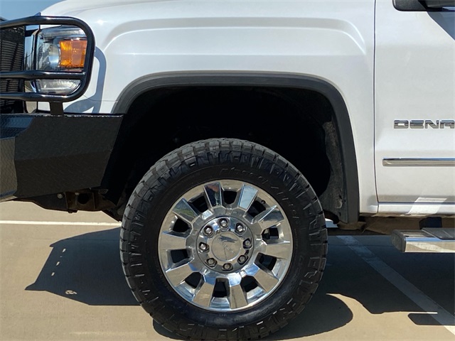 2019 Gmc Sierra 2500 HD Denali photo 5
