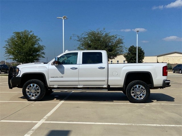 2019 Gmc Sierra 2500 HD Denali photo 6