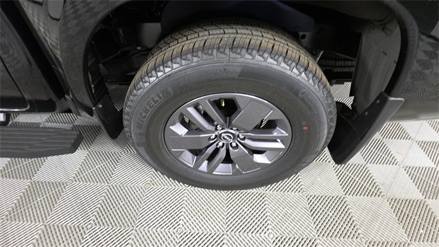 2025 Super Black Nissan Frontier SV RWD Truck