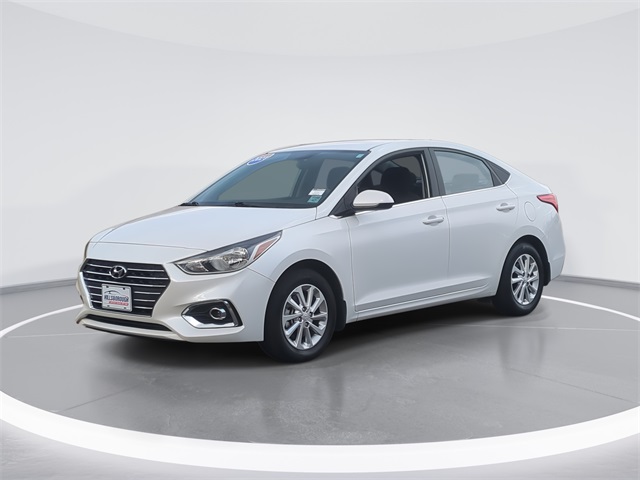 2021 Hyundai Accent SEL's photo