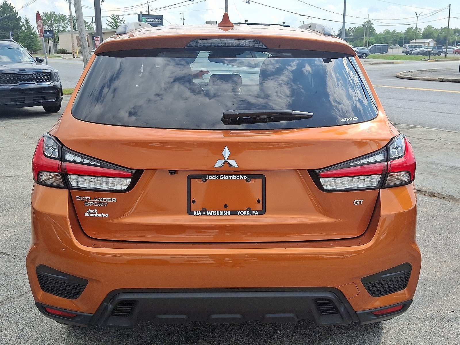 2020 Mitsubishi Outlander Sport GT photo 3