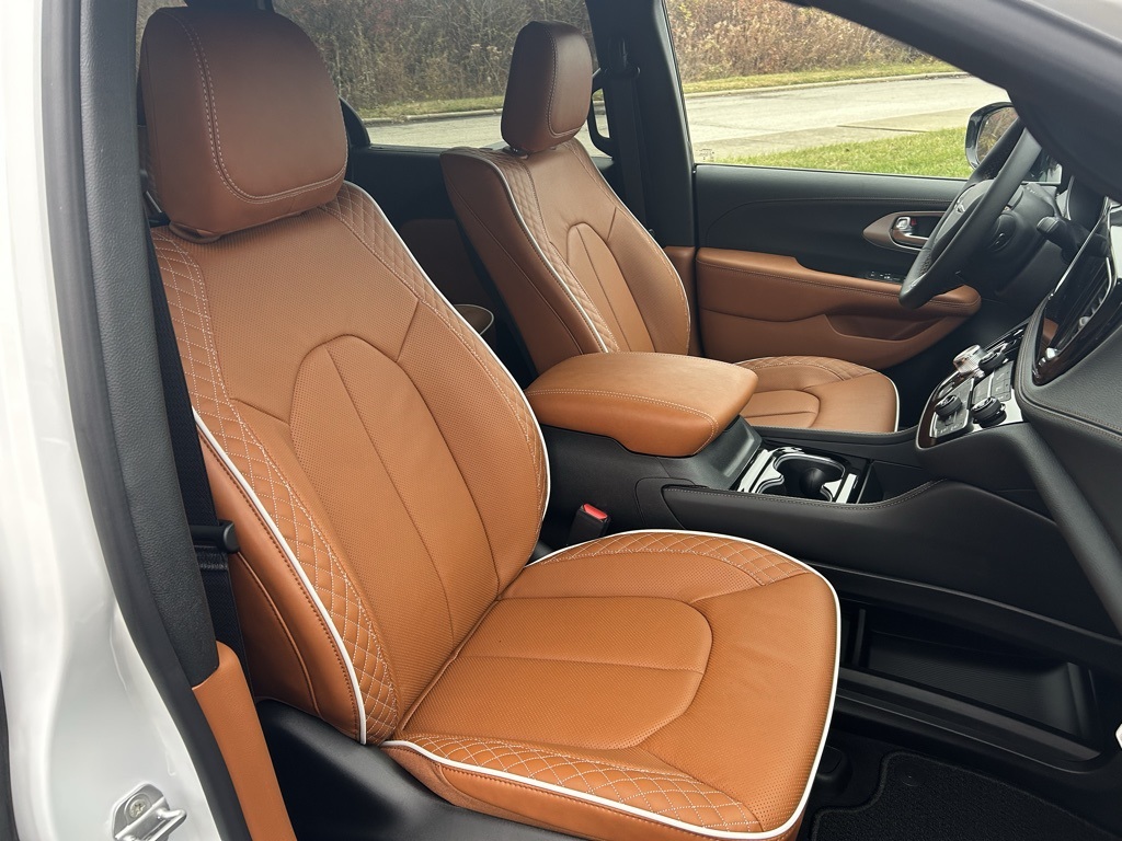 new 2026 Chrysler Pacifica car, priced at $54,635