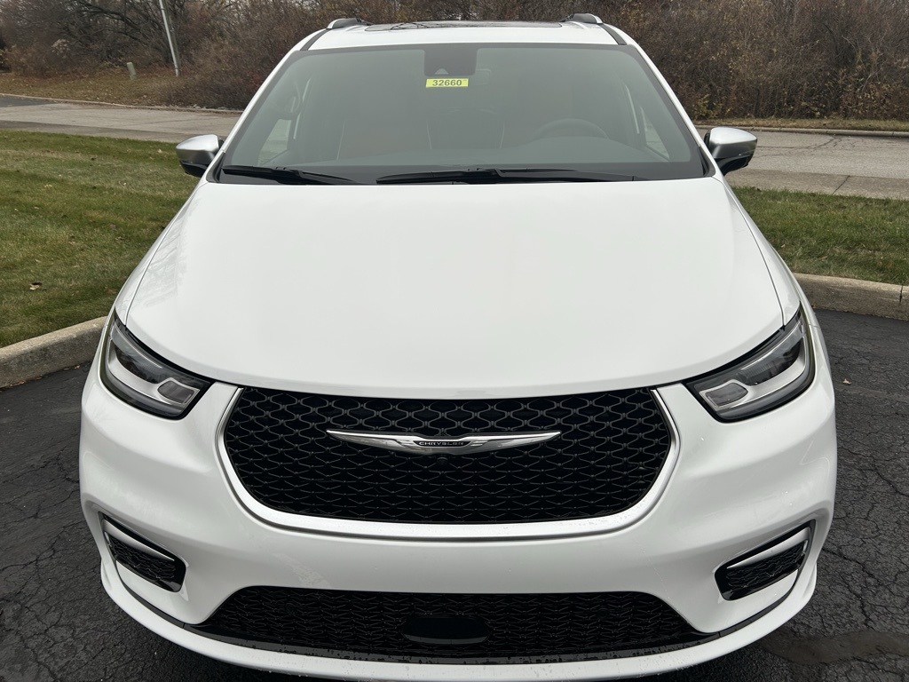 new 2026 Chrysler Pacifica car, priced at $54,635