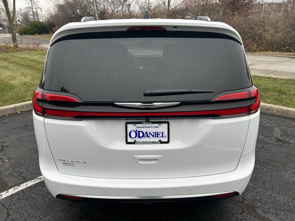new 2026 Chrysler Pacifica car, priced at $54,635