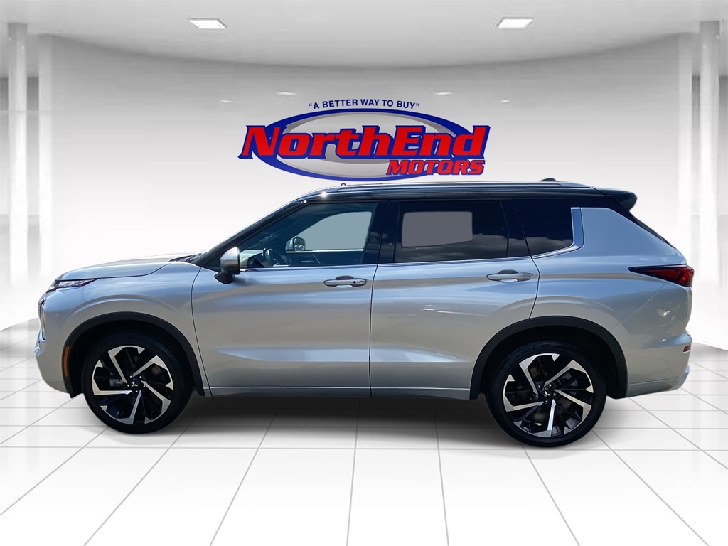 2024 Alloy Silver Metallic/Black Roof Mitsubishi Outlander SEL 4X4 SUV