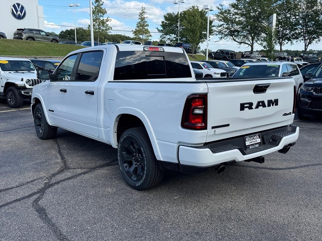 2026 Ram 1500 Big Horn Lone Star Night Edition photo 3