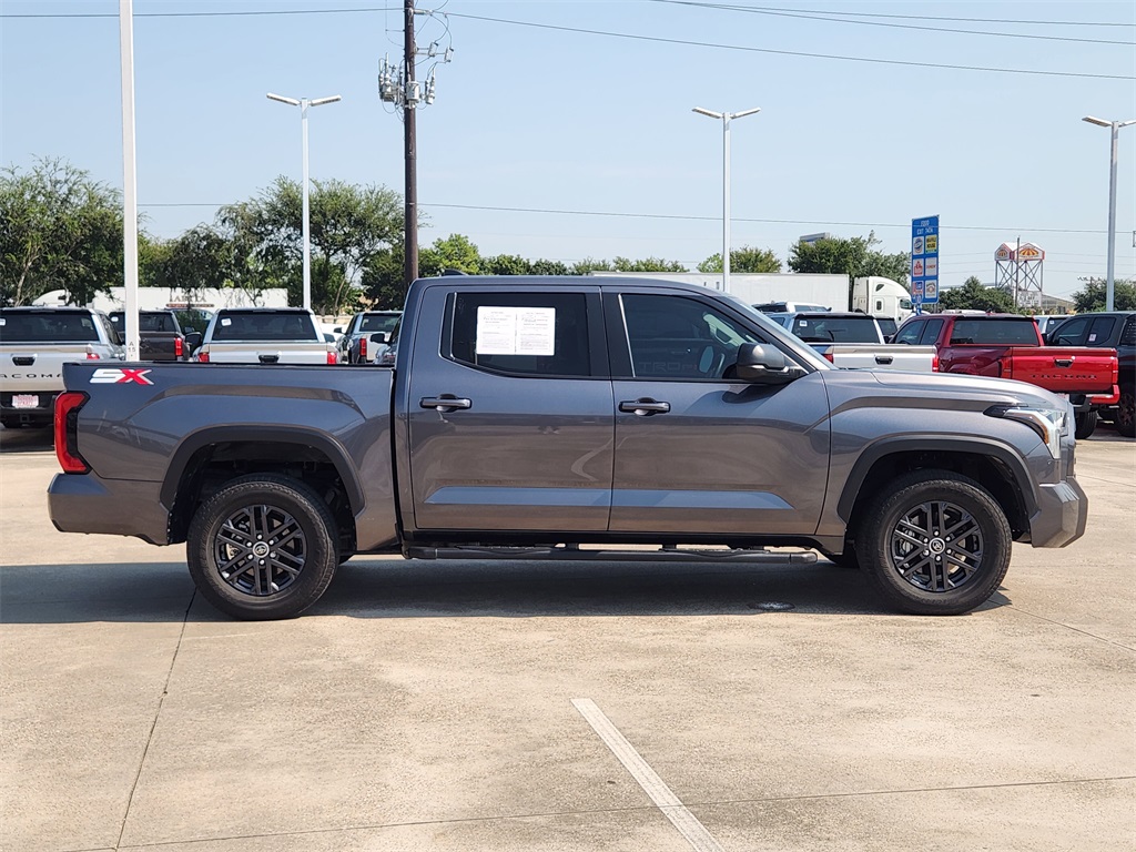2024 Toyota Tundra SR5 photo 3