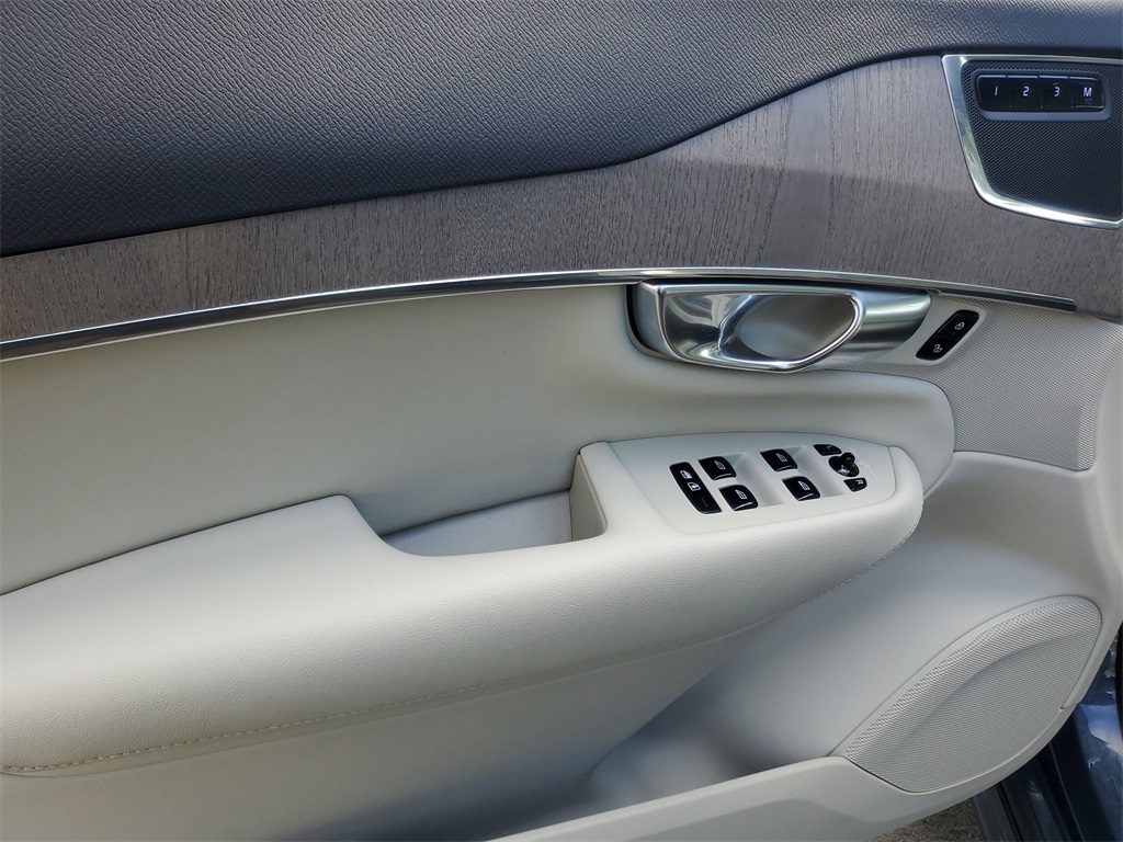 used 2023 Volvo XC90 car, priced at $35,895