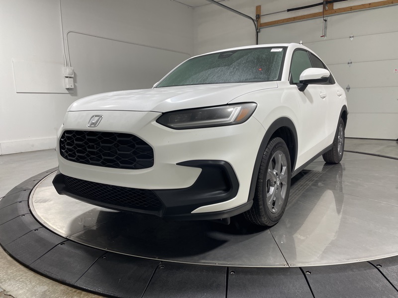 2026 Honda HR-V LX photo 3