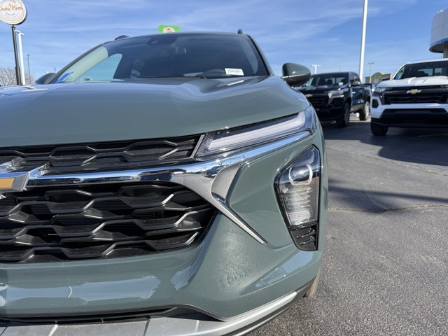 new 2026 Chevrolet Trax car, priced at $26,385