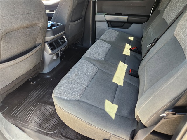 2023 Oxford White Ford Super Duty F-350 DRW XLT 4X4 Truck