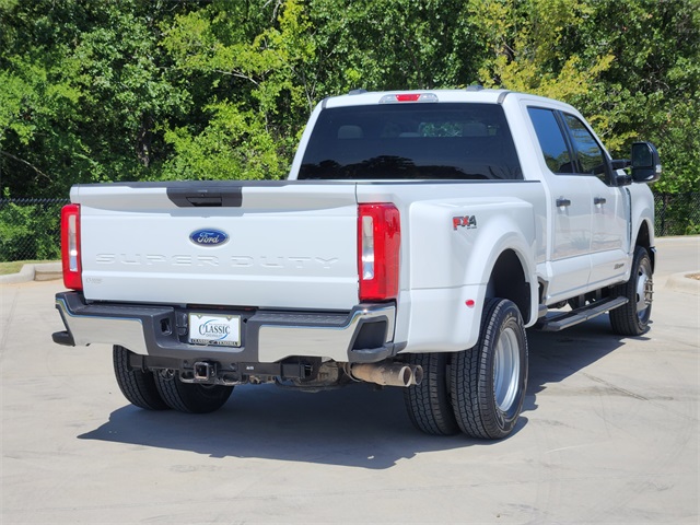 2023 Oxford White Ford Super Duty F-350 DRW XLT 4X4 Truck