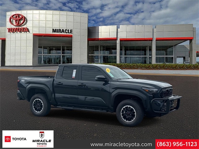 2025 Toyota Tacoma TRD Off Road's photo