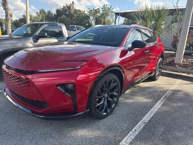 2025 Toyota Crown Signia Limited's photo