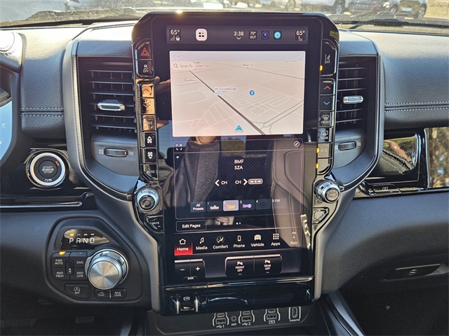 2026 Ram 1500 Rebel Crew Cab 4x4 5'7" Box