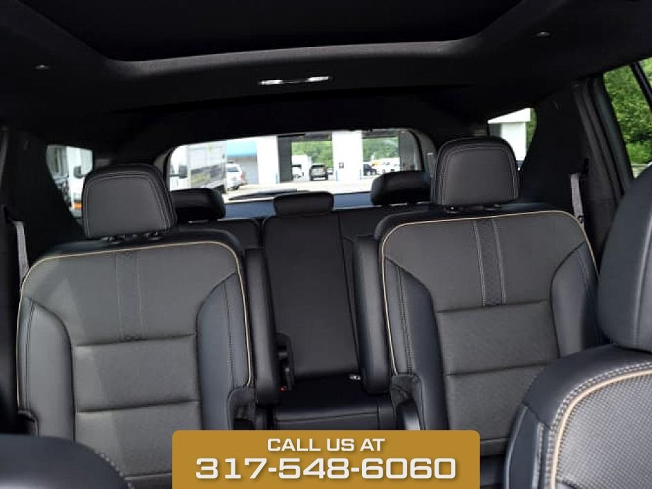 2025 Black Metallic Chevrolet Traverse High Country FWD SUV