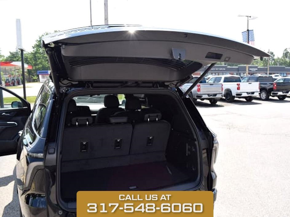 2025 Black Metallic Chevrolet Traverse High Country FWD SUV